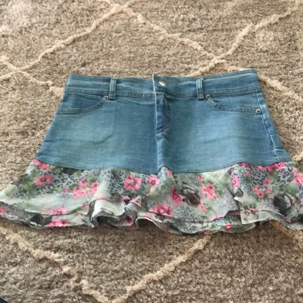 Mini skirt